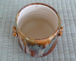 上野焼の骨壺の画像