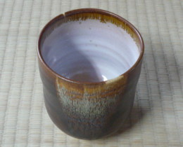 大きい湯呑の写真